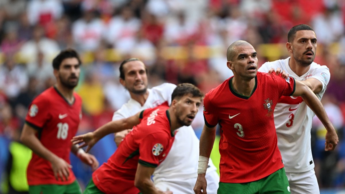 41 yaşındaki Pepe Türkiye ile Portekiz farkını açıkladı